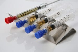 PRP Step 5 Prp In A Small Syringe And Needle Ready To Be Inejcted 300x200