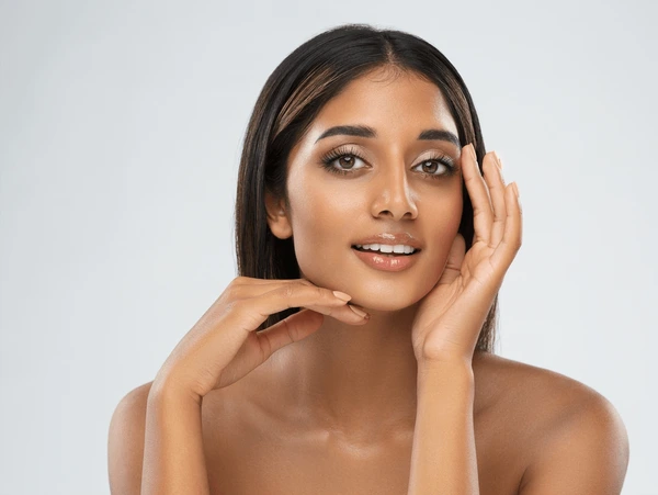 Beautiful girl facial skin care smiling 600nw