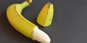 Banana symbol circumcise 600nw