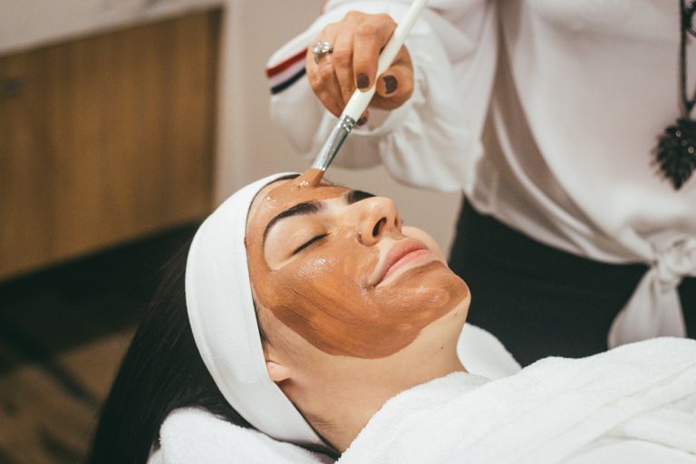 Facial massage lymphatic drainage wellness skin